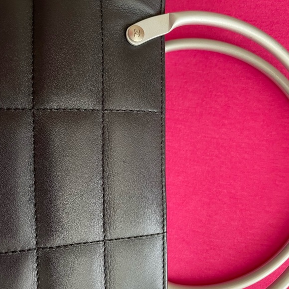 Rare! Chanel leather chocolate bar meta handle bag - Picture 2 of 12